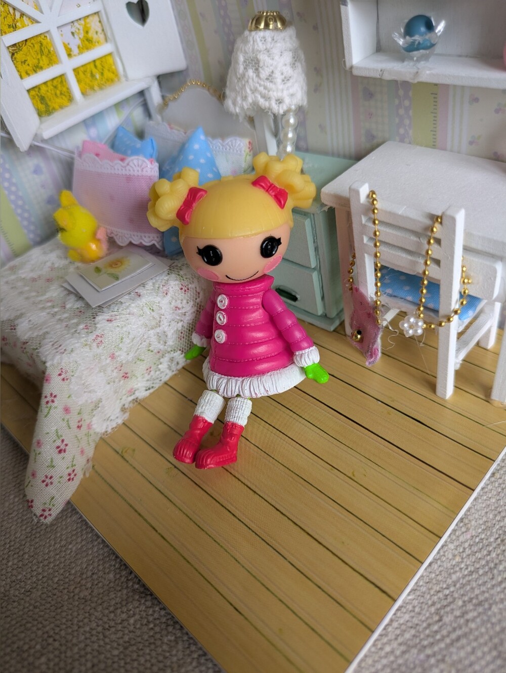 Lalaloopsy Holly Sleigh Bells [Doll Only]